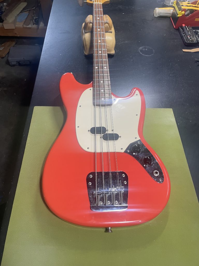 fender mustang bass thumb rest project